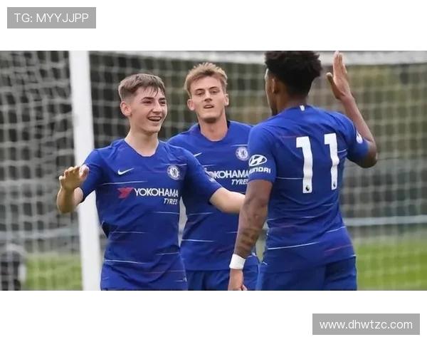 U19德国队与荷兰队激战正酣谁能在青少年足球赛中脱颖而出